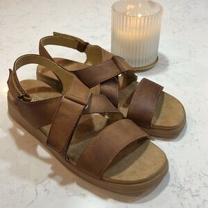 Rockport Leather Valcro Closure Brown Sandals Size 8.5
